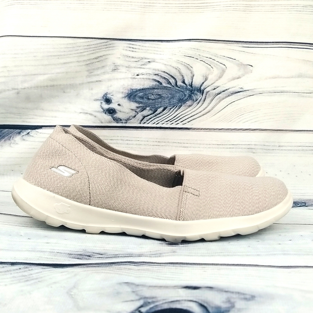 Skechers GOwalk Stability Dessert Roses Shoe Size 6.5